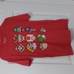 Super Mario tshirt. Size small